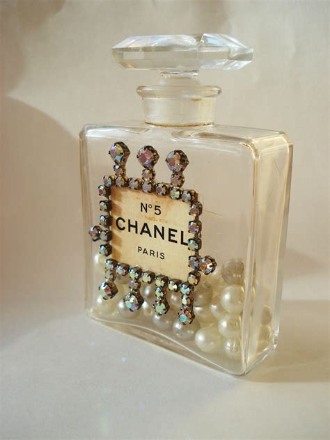 original chanel no 5 bottle.